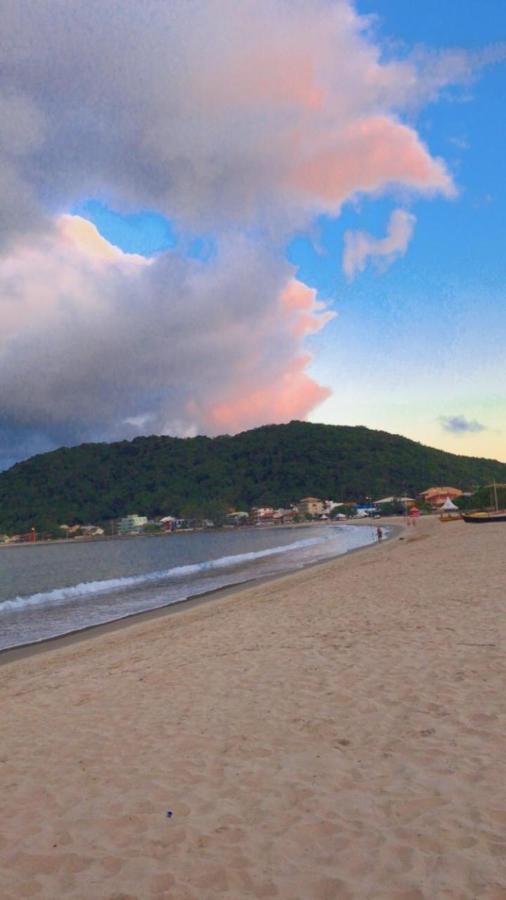 Casa Enseada, Prainha, Praia Grande Com Ar Nos 2 Quartos Sao Francisco do Sul Ngoại thất bức ảnh